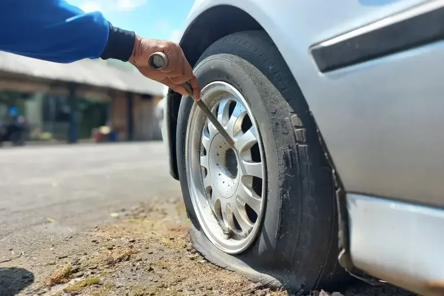 The Role Of Towing Services In Emergency Flat Tire Situations Tacoma, WA